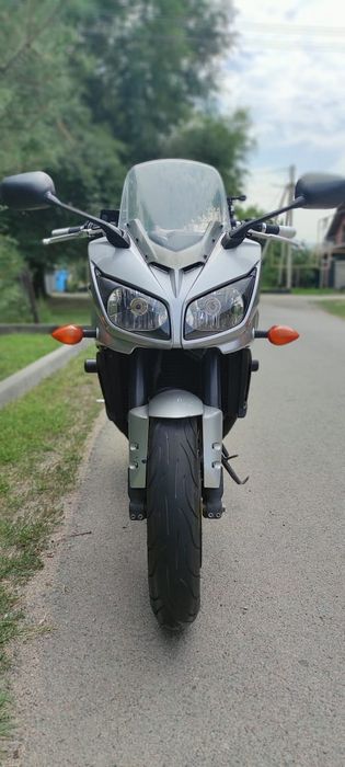 Продам мотоцикл Yamaha FZ1S