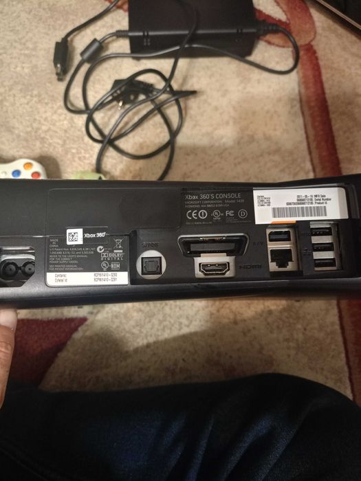 Xbox  360  Slim
