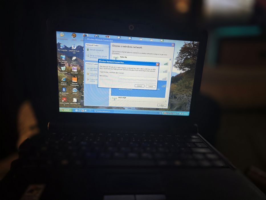 Netbook Lenovo IdeaPad S10e (Model 4068) + Încărcător + Geantă + Licență Windows XP