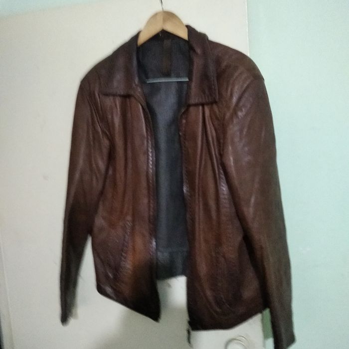 Продам натуральные кожаные.