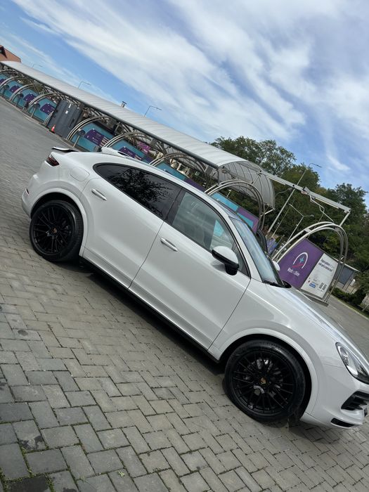 Porsche Cayenne Coupe