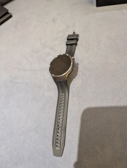 Часы Huawei watch GT 5 pro