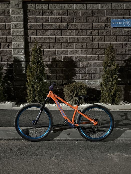 Велик Макодже танк 300