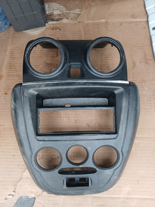 Автоаксесуары на Гранта