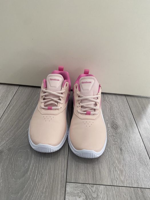 Дански маратонки Reebok