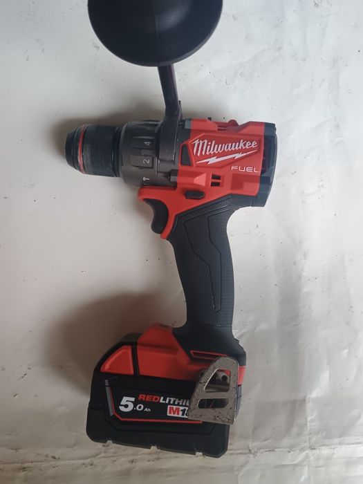 Filetanta milwaukee fpd3 cu baterie 5 amperi și mâner de prindere suplimentara