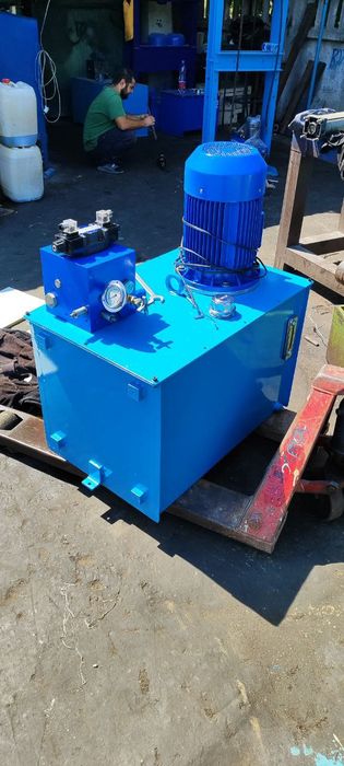 Гидравлический блок управления Гидрастанция