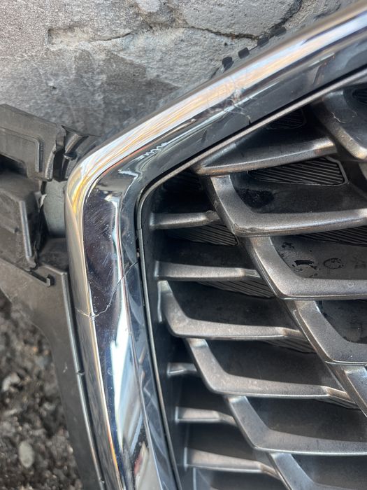 Фара и решетка радиатора на Хавал н 6