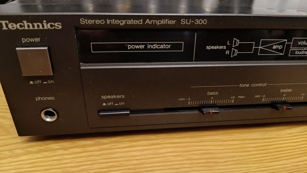 Усилитель Technics SU-300