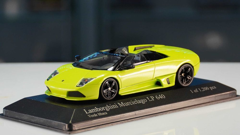 Miniature Lamborghini Murcielago LP640 MR Collection - Échelle 1/72 - Neuf
