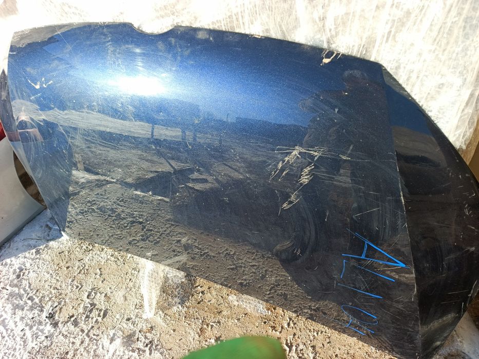 Фольксваген Поло капот