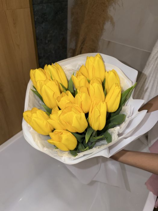 Цветы/букеты/розы/тюльпан