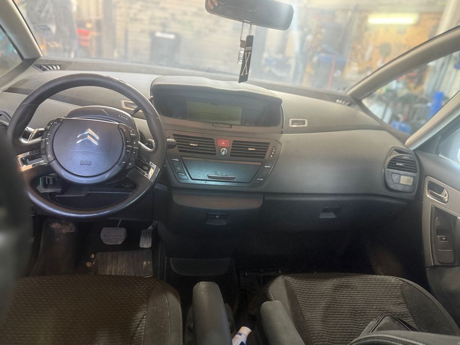 Kola citroen4  picasso