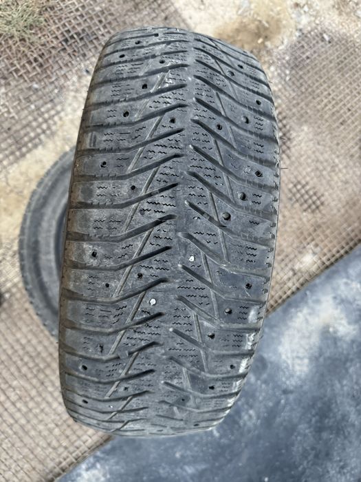 шины зимние б/у.