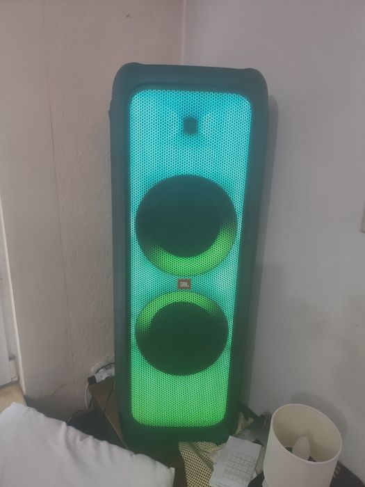 JBL partybox 1000