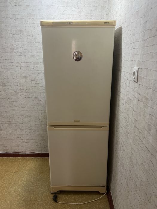 Холодильник рабочий STINOL