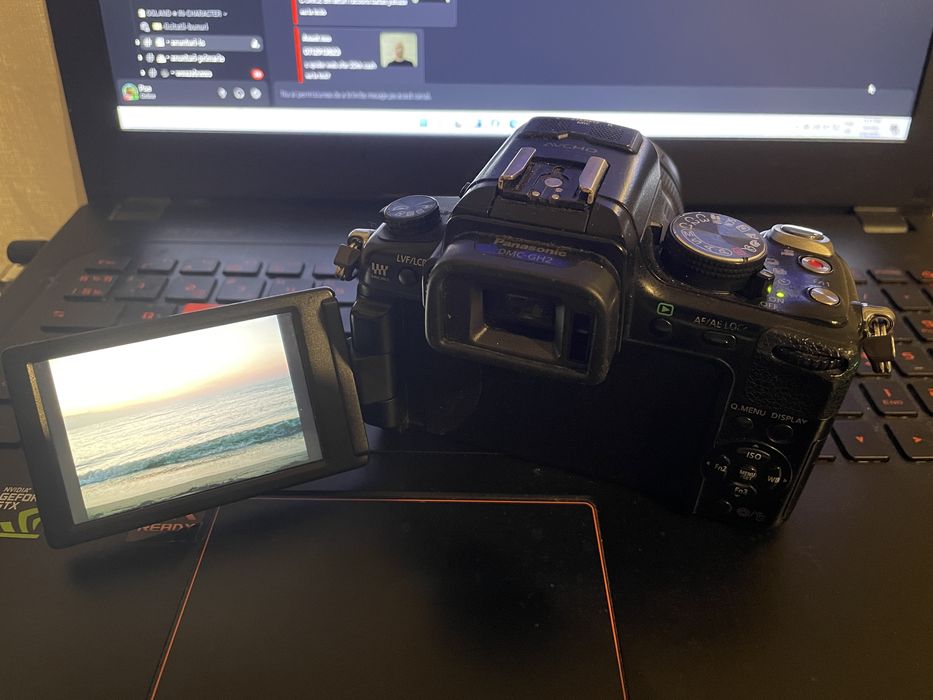 Panasonic gh2 mirrorless