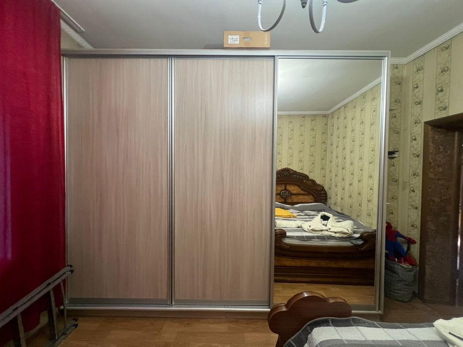 Шифоньер купе продаю