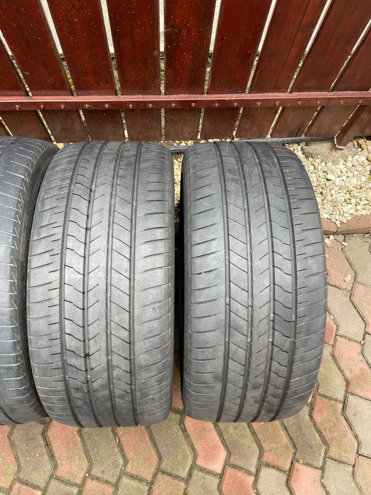 Bridgestone Turanza T005 RUNFLAT (RFT) 245 45 R20 / 275 40 R20