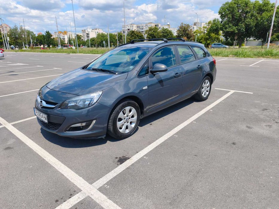 Opel Astra J Sports Tourer