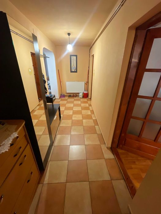 Casa de vanzare, zona Soseaua Chitilei / Mall Colosseum