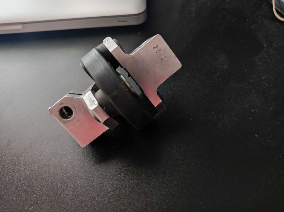 Гумено каре кормилен вал BMW E46 320D