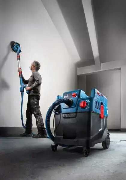 Промоция!Прахосмукачка за мокро/сухо прахоулавяне GAS 400 A Bosch