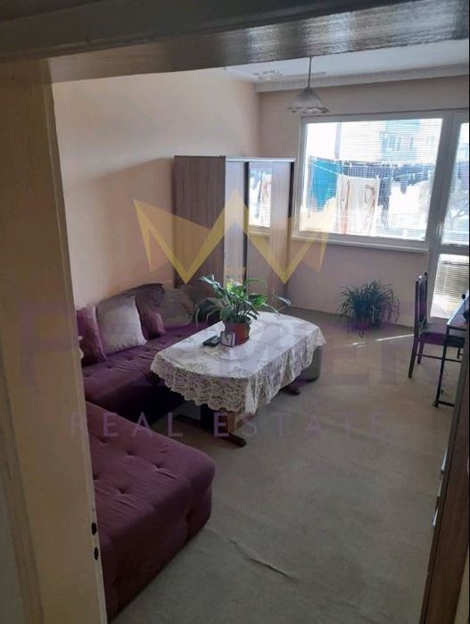 Продава се Двустаен апартамент в Варна, Погреби - 60 кв.м за 1899 €/кв.м - Снимка #1