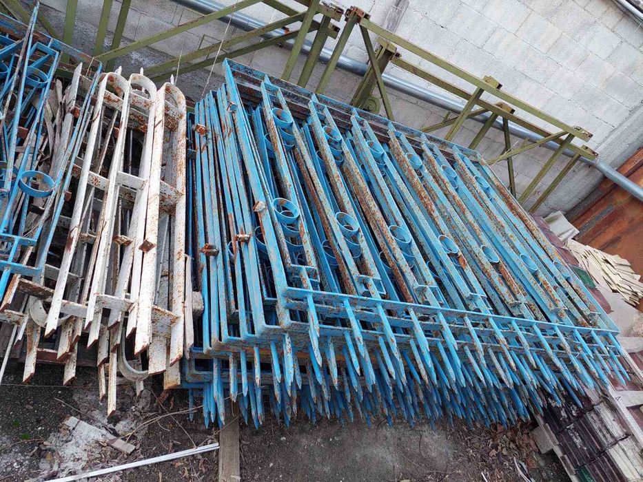 Оградни пана, метална ограда