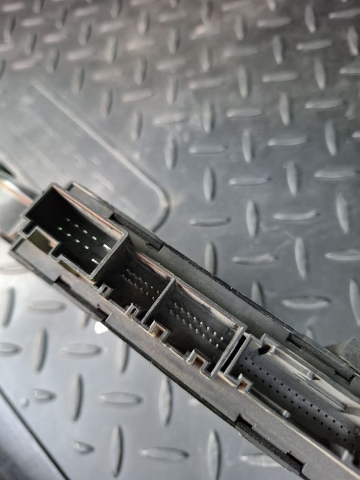 Моторчик стеклоподъёмника, задний левый.