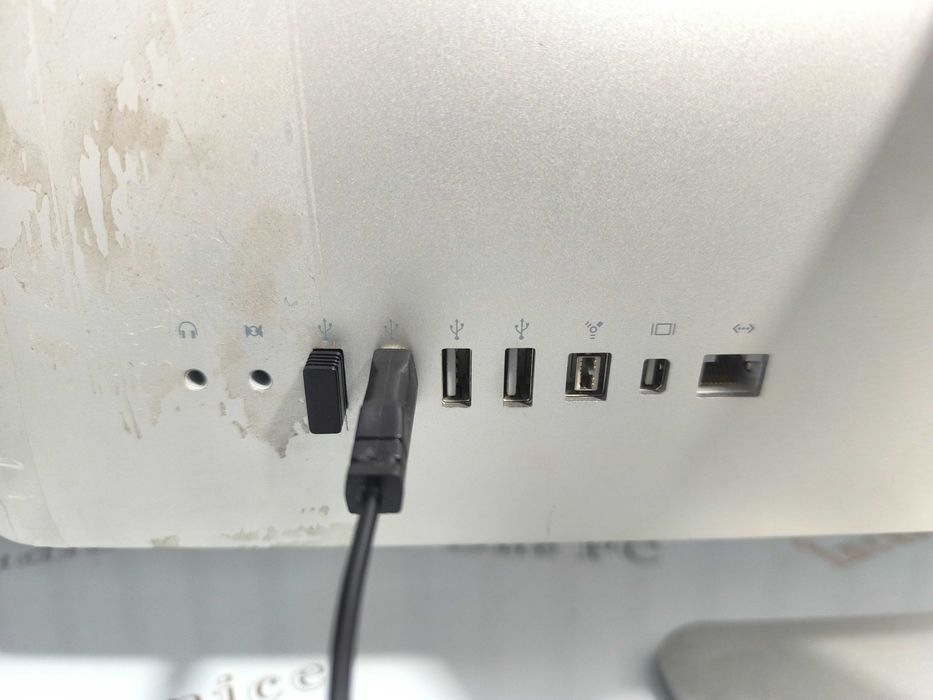 Apple iMac 21.5 inch 2011 Intel Core i3 3.2GHz 12GB RAM