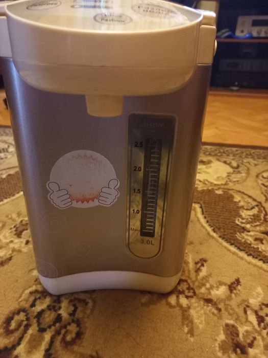 Продам отличный термопот