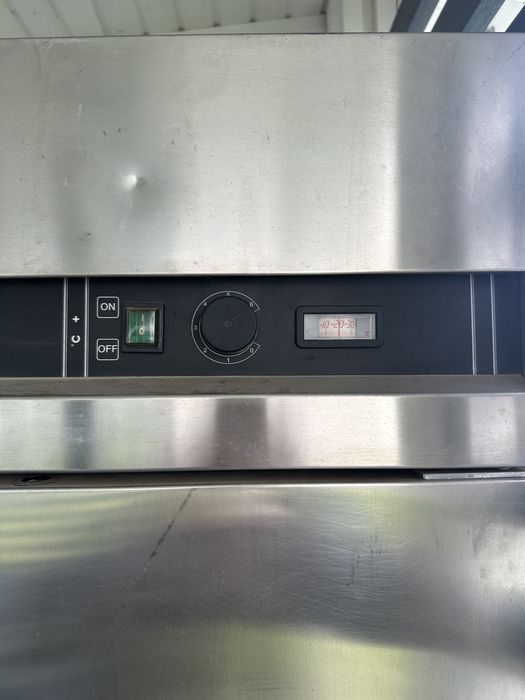 Frigider exterior