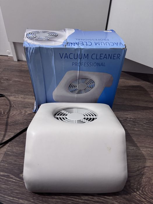 Вытяжка и пылесос для ногтей