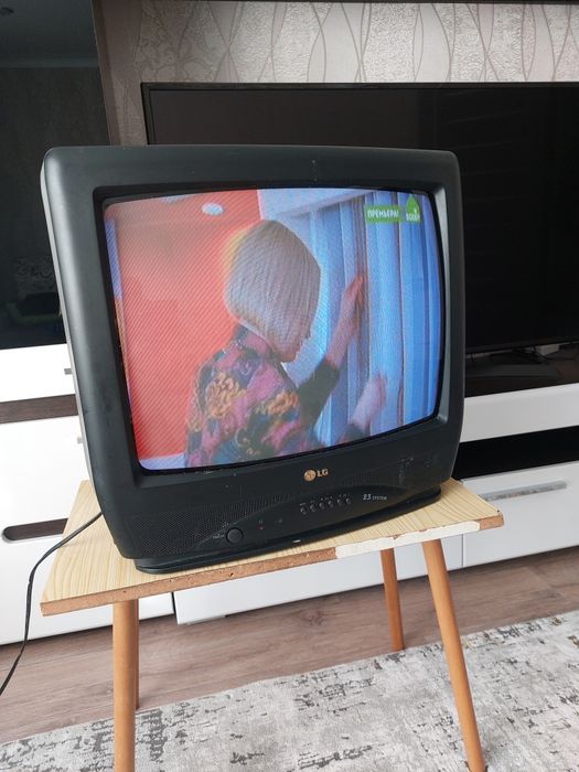 Продам телевизор