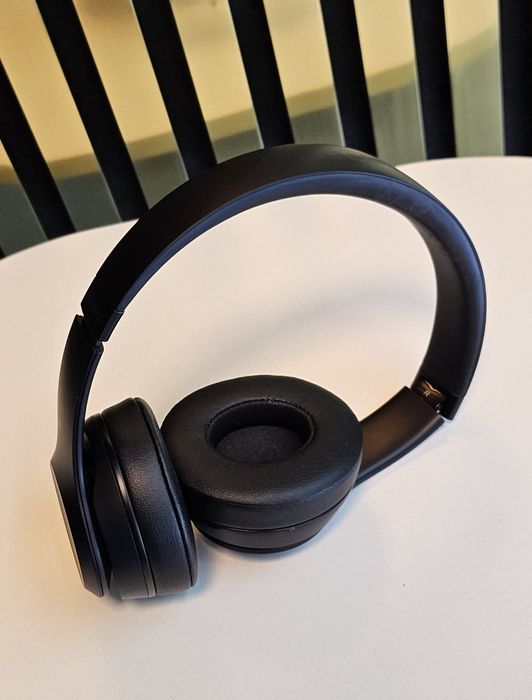 Casti Audio On Ear pliabile Beats Solo3, Wireless, Bluetooth, Microfon