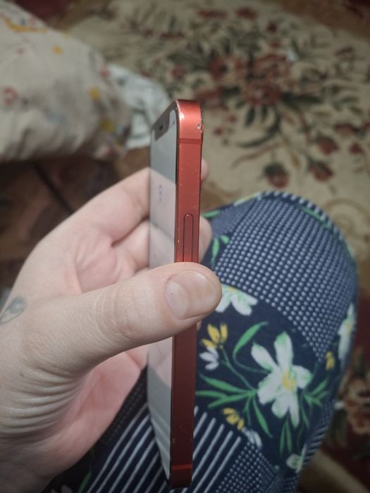 Продам IPhone 12 mini