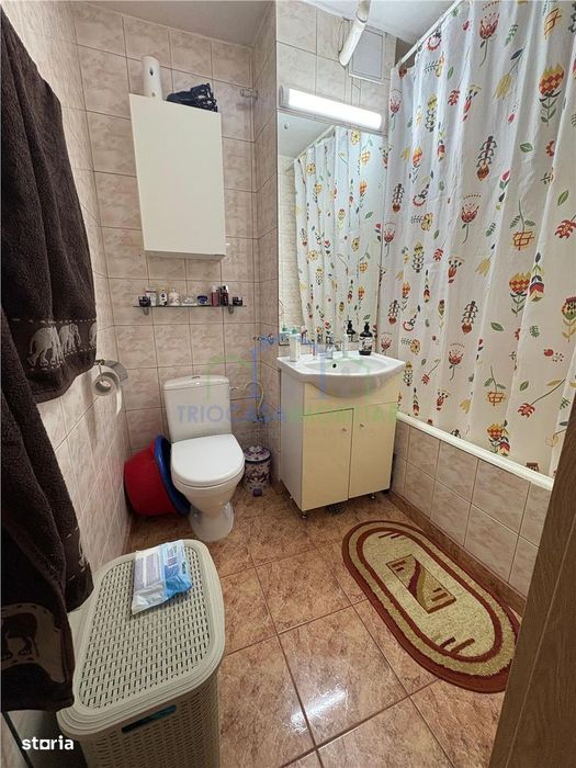 Apartament 4 camere zona McDonald''s