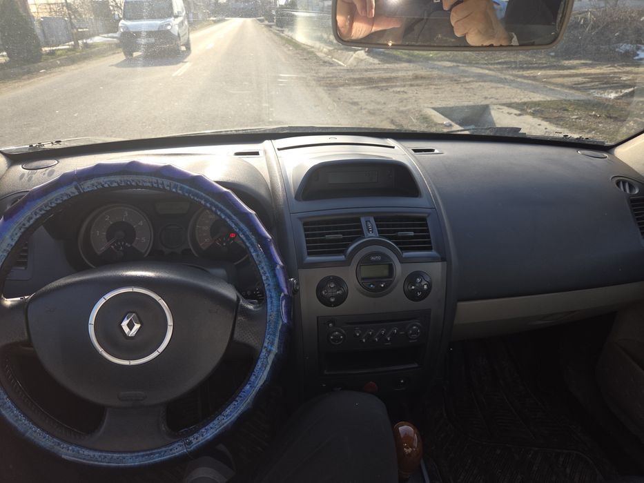 Vind mașina, reno megan 2 ,1.5dci .