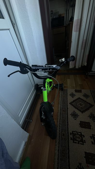 vand bicicleta pentru copii mici