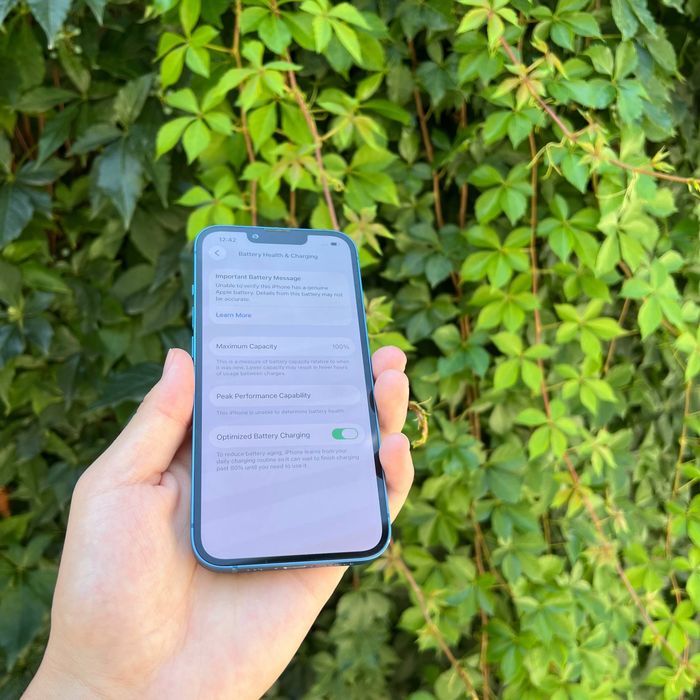 IPhone 13 ideal karobka dakumet