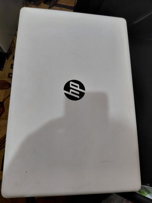 Vând leptop HP funcționează ok