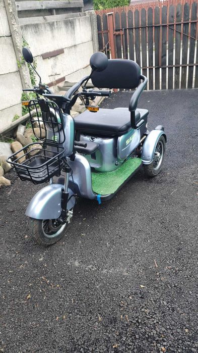 Triciclu electric Saige 2