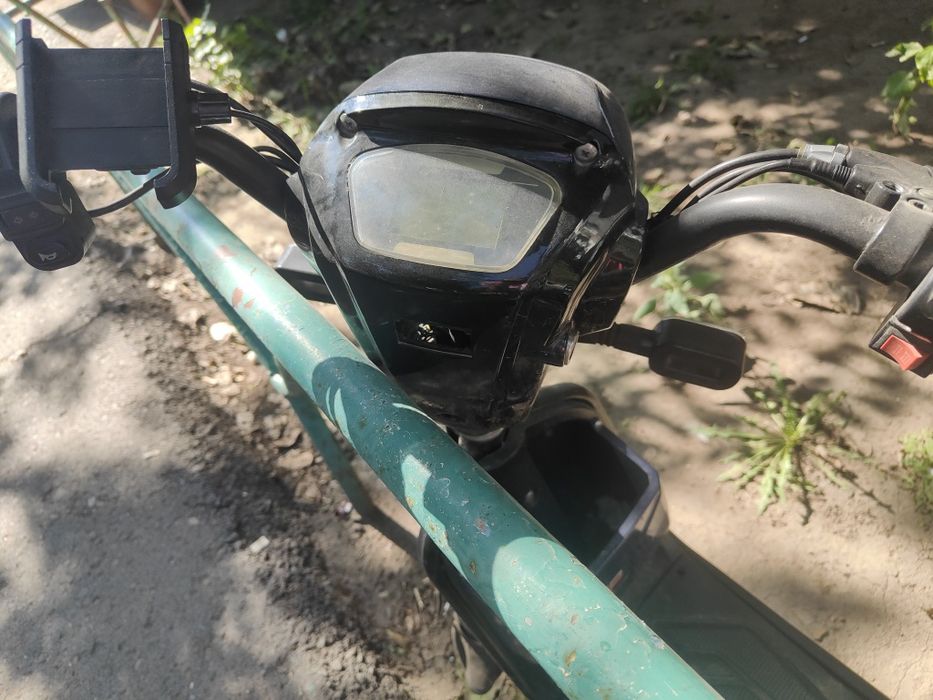 Скутер ск8 с зарядкой
