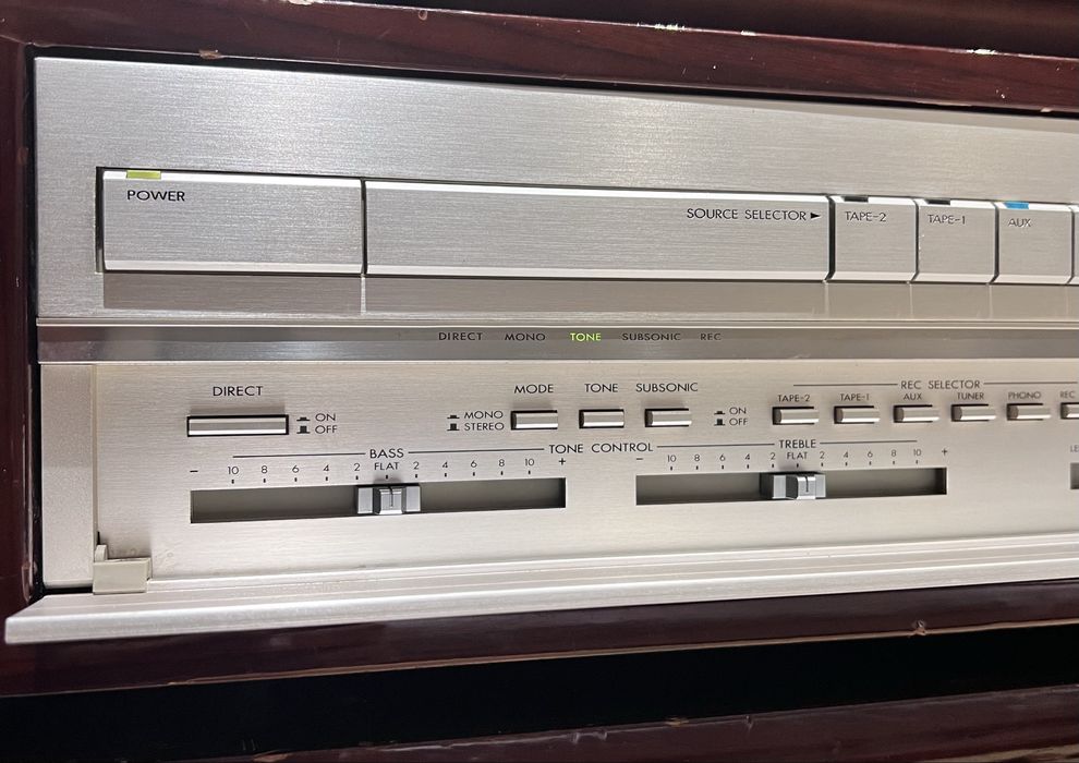 Усилитель Victor