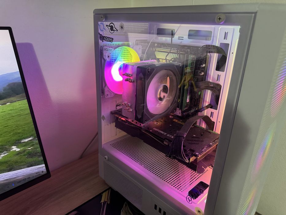 Vand pc gaming sau schimb cu kukirin g4
