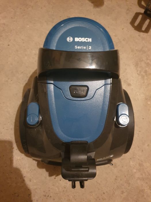 Прахосмукачка BOSCH