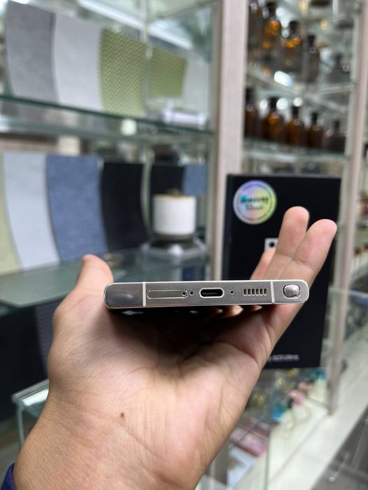 Samsung galaxy s23 ultra 5G 12/256gb