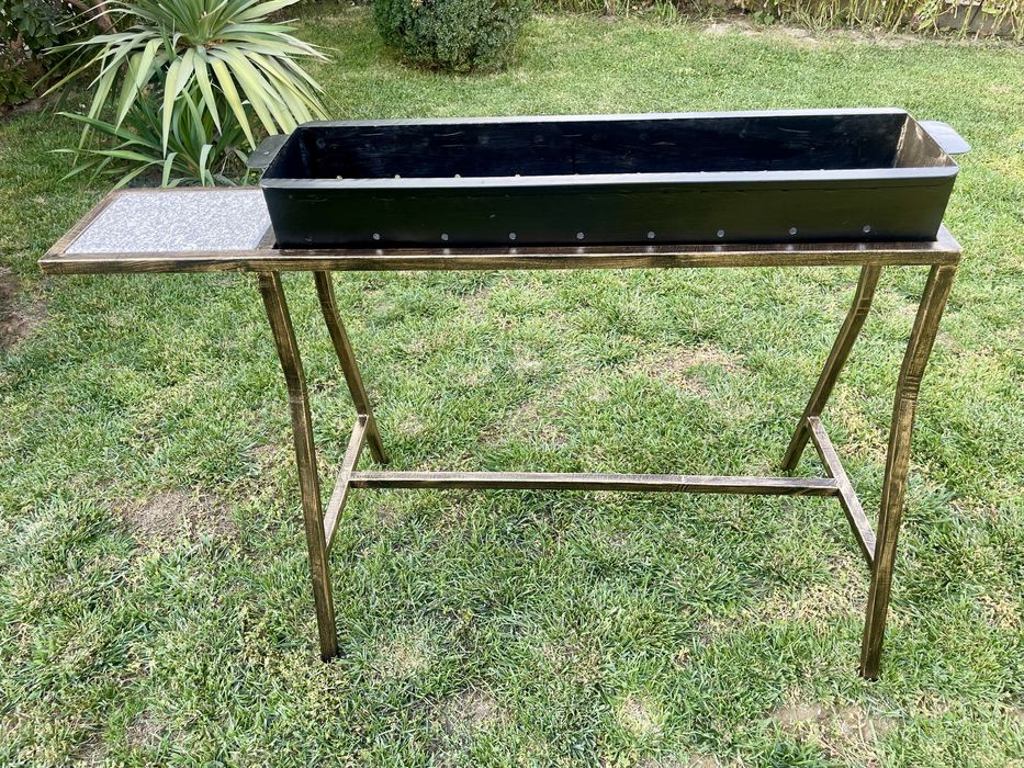 Продаются мангалы.