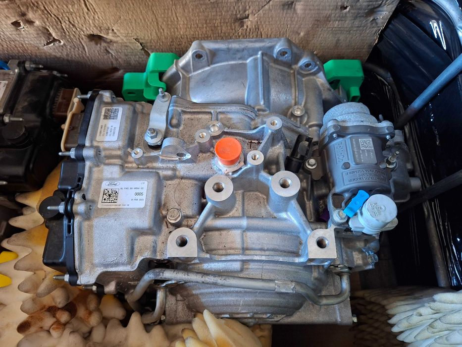 автоматична скоростна кутия форд Ford FOCUS mondeo Kuga Galaxy tourneo